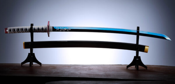 PROPLICA Nichirin Sword Giyu Tomioka